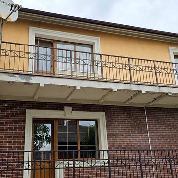 Джумаківка вул., 22