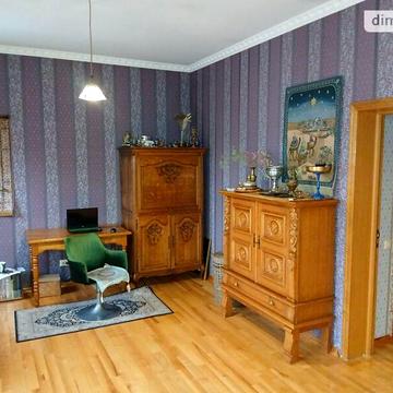 Продаж 3к Дім Квіткова вулиця