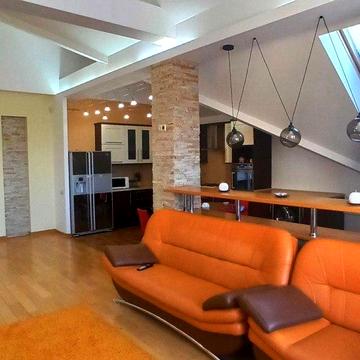 Джорджа Вашингтона вул. (Батальна), 17а