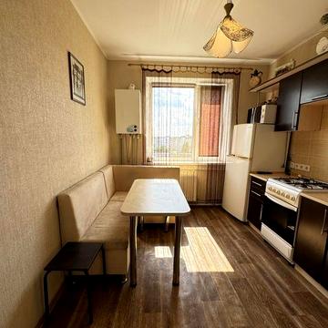 Оренда. 2к квартира. Попова