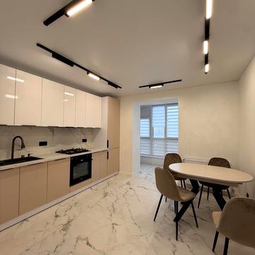 Текстильна вул., 8