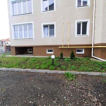 Однокімнатна квартира з частковим ремонтом! ТЕРМІНОВО!