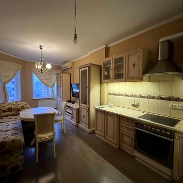 Сдам 2 х к Небесной сотни /Левитана Радужные дома