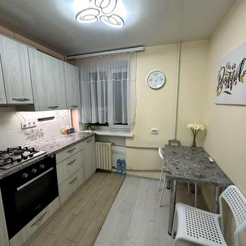 Шевченка просп., 10/6