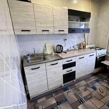 Сдам в оренду 1 комн. квартиру Левый берег 1 мкр.