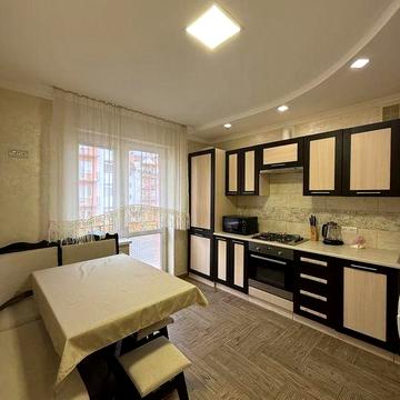 Оренда просторої 2 кімнатної