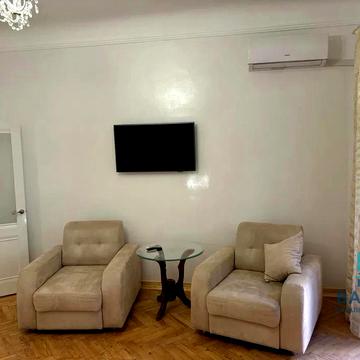 Володимирська вул., 82-А