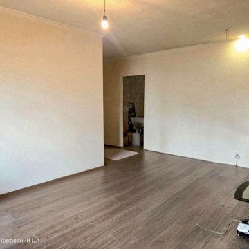 Продам 2-ох кімнатну квартиру,  Левада