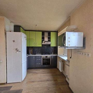 Продам 2-ох кімнатну квартиру, Левада