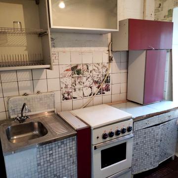 Салютна вул., 13