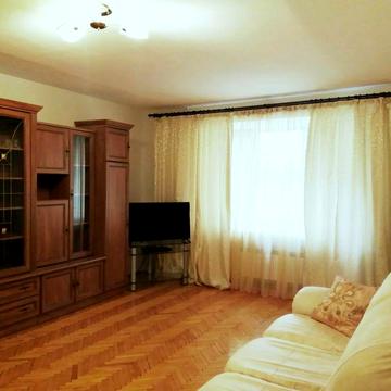 Здам 1 кімнатну квартиру вул. Князів Острозьких, буд. 45/1 корп. 33.