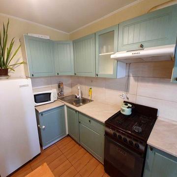 Бориспільська метро, вул.  Є. Харченко 65. Бортничі