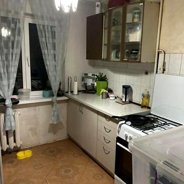 Продаж двокімнатної квартири вул. Празька 22