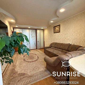 БЕЗ КОМІСІЇ, Продаж 3х кім, 6/9 поверх, 68м, вул.Лазурна 10в, Намив,