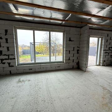 Новий будинок на Казбеті з газом в. Франка