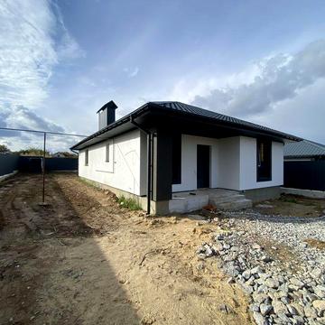 Продаж чистового будинку