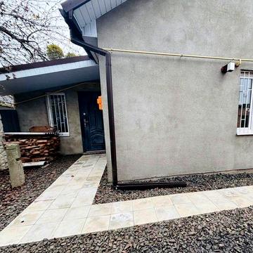 Будинок. Паркова зона. Торчин