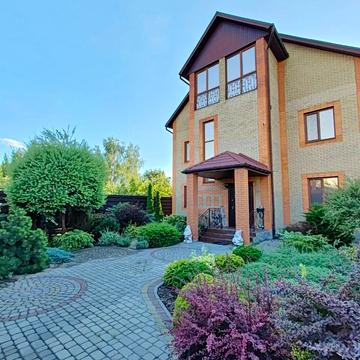 Латвійська вул. (Вологодська), 84