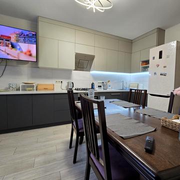 Національної Гвардії вул., 14д