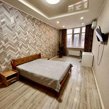 Аркадійське плато вул. (Гагаринське плато), 9