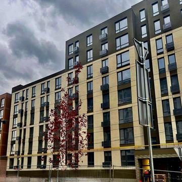 Героїв Майдану вул., 13