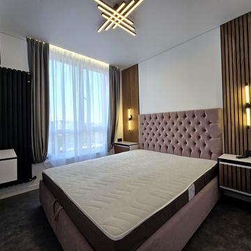 Юліана Пелеша вул., 3