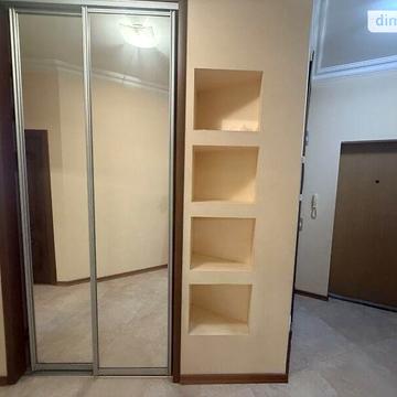 Продаж 1к Квартира Базарна вулиця