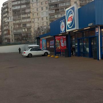 Харківська вул., 58