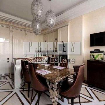 Продаж 6к квартири, вул. Грушевського Михайла, 9а, Липки