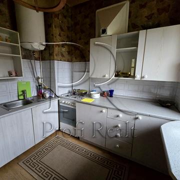 Дачна вул. (Бориса Гаріна), 64