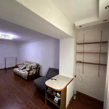 1-кімнатна квартира біля ФОК, з автономним опаленням.