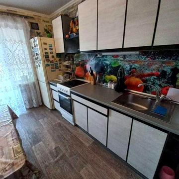 Сдается хорошая 2-х комнатная квартира на Красном Камне