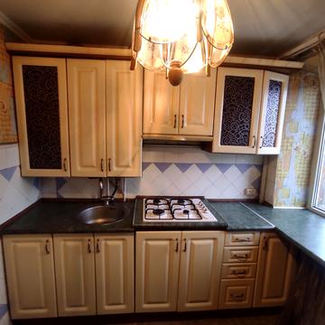 Камянецька вул., 67