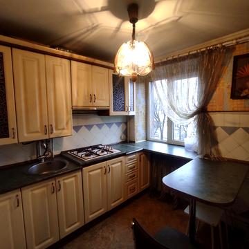 Камянецька вул., 67