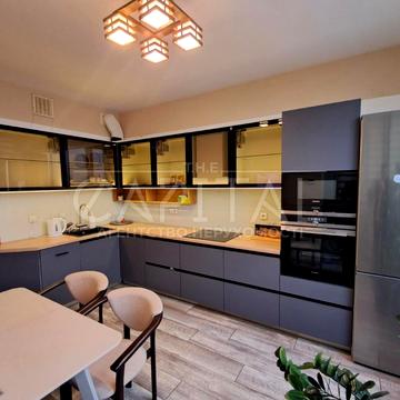 Михайла Донця вул., 2-А