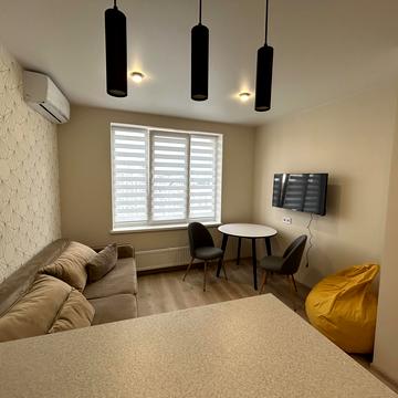 Дніпровська набережна вул., 19-А