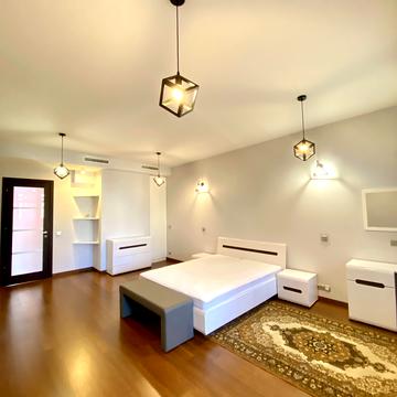 Панаса Мирного вул., 12