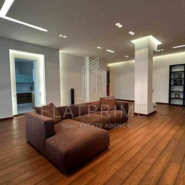 Івана Франка вул., 4-Б