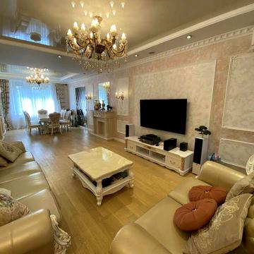 Антонія Михайловського вул., 6