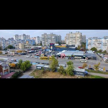 Червоної Калини просп. (Володимира Маяковського), 8