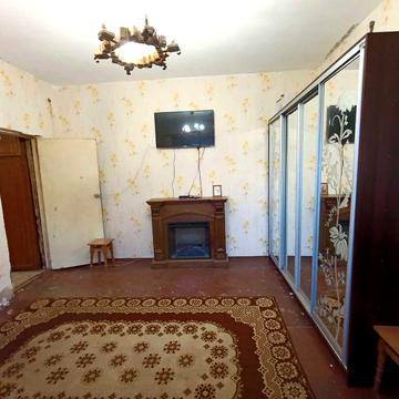 Аренда 1-ком квартиры ул. Днепровская, есть место для авто + дворик