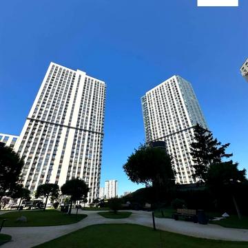 Академіка Заболотного вул., 1-Б