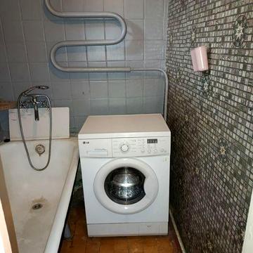 3-х комнатная квартира, 3/5этаж. Космос. Звоните на Вайбер.