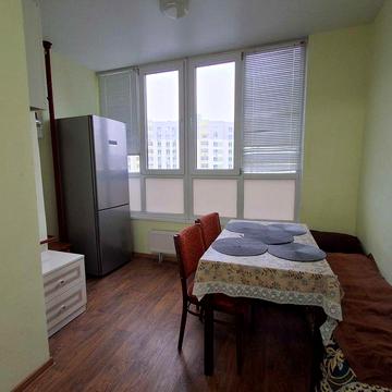 Оренда просторої 1к, ЖК "Агам", вул. Бакинська 1, Крюківщина