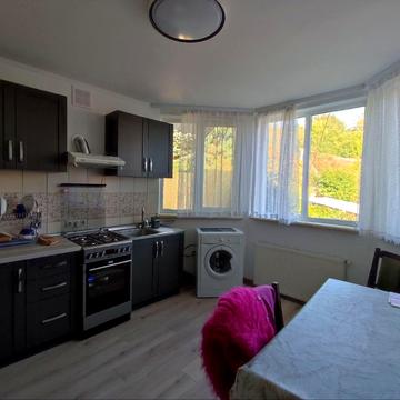 3-й Топольний пров., 1