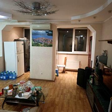 Продам картиру Старицкого 20/1