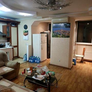 Продам картиру Старицкого 20/1