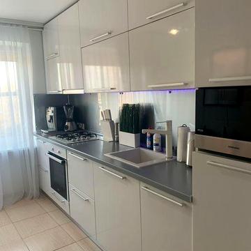 Продаж квартири місто Острог центр міста 3 кімнати з ремонтом