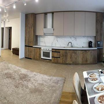 Оренда сучасної 2 х кімн квартири в новобудові Ужгород! Рядом Токіо!