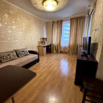 Середньофонтанська вул., 19-А